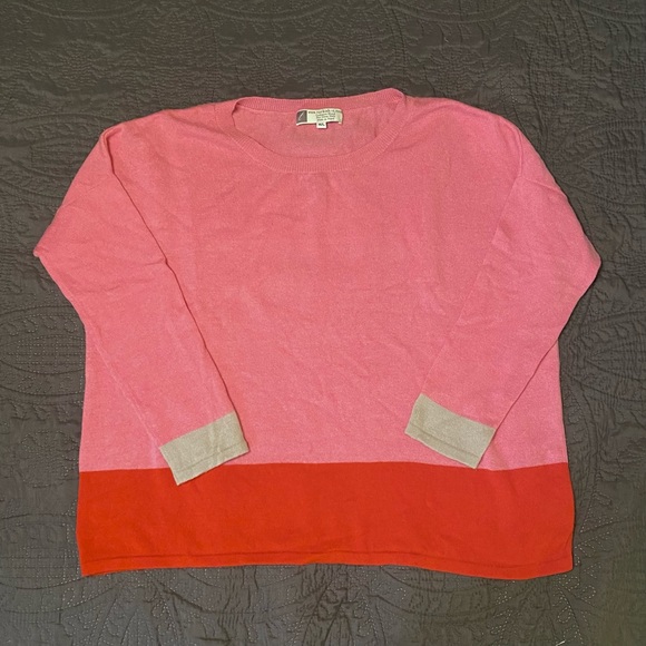 Turkish-T Cashmere Blend Oversized Sweater in Pink and Red - Picture 4 of 12